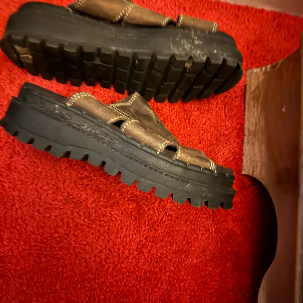 Platform Slides / Slip On - image 2